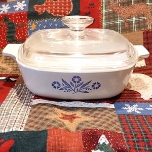 Vintage Blue Corn Flower Corning Ware  Casserole Dish With Lid.